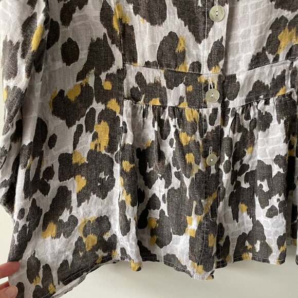 Talia Benson Animal Print Button Front 3/4 Sleeve Blouse Gray Black Medium NEW - Picture 5 of 9